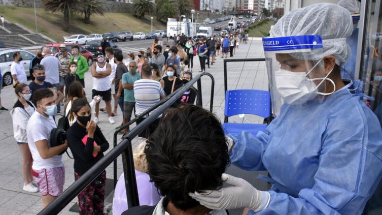Otro récord de contagios de Covid en el país: 50.506 nuevos casos 