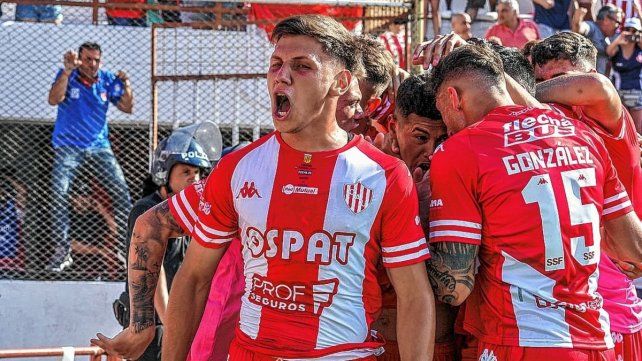 Unión quiere cerrar la continuidad de tres jugadores