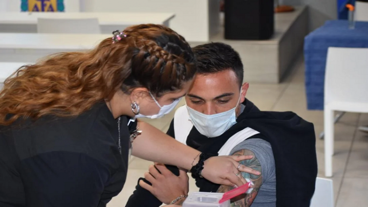 El médico de la Liga Profesional habló de la vacunación y descartó suspensiones