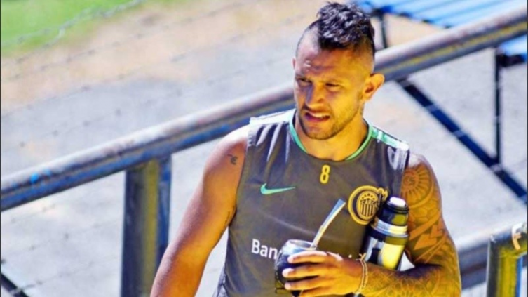 Walter Montoya todavía no entrena junto al plantel de Rosario Central