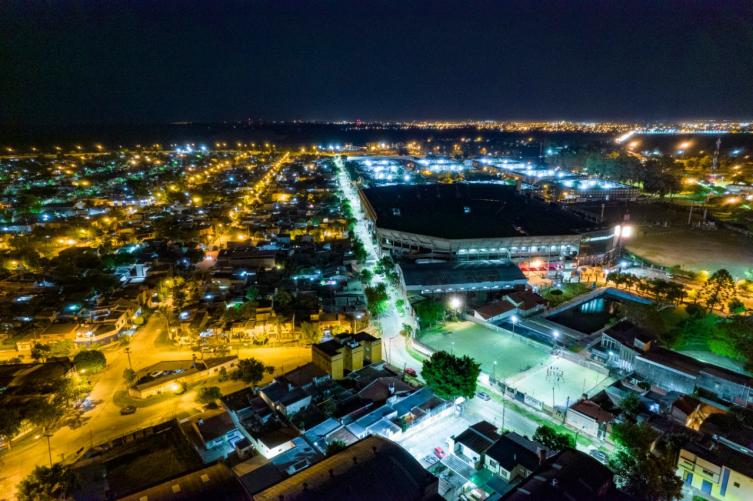 Trabajos de fumigación, iluminación y bacheo para este martes