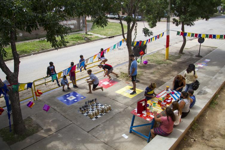  Vereda para jugar: una invitación al encuentro en las mañanas del verano