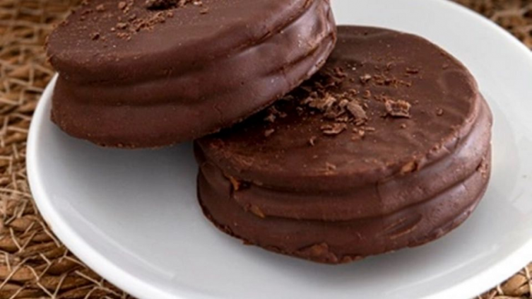 Alfajores con dulce de leche sin harinas