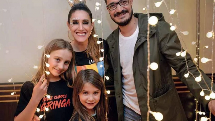 Soledad Pastorutti no quiere que sus hijas tengan redes sociales