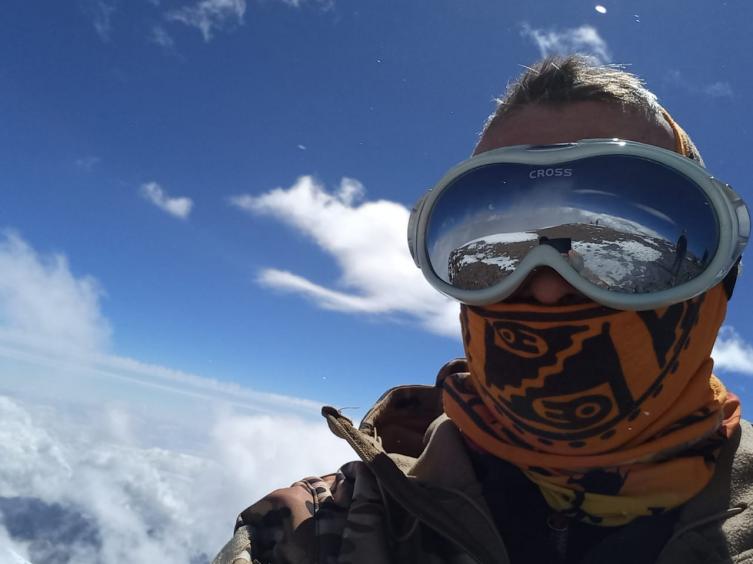  Carlos Campana, el santafesino que hizo cumbre en el Aconcagua