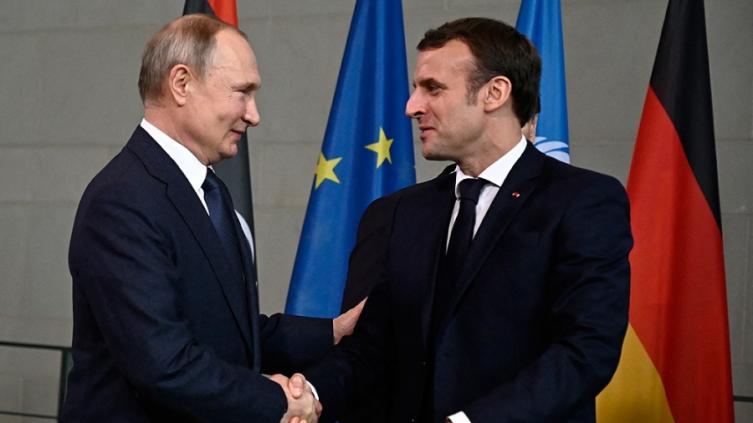 Putin y Macron debatieron sobre la crisis en la frontera entre Ucrania y Rusia
