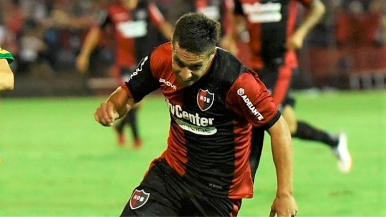 Panchito González por el gol: “Sólo vi que entró y lo salí a gritar”
