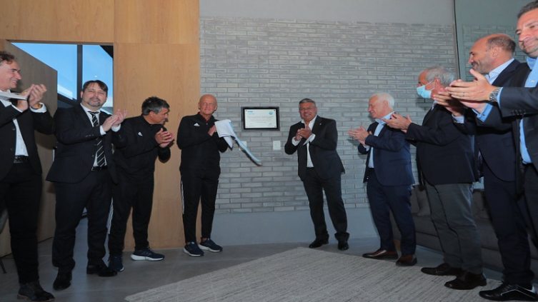 VAR: AFA inauguró el Edificio VOR en Ezeiza