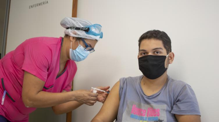La provincia elaboró el nuevo protocolo para la prevención en las aulas