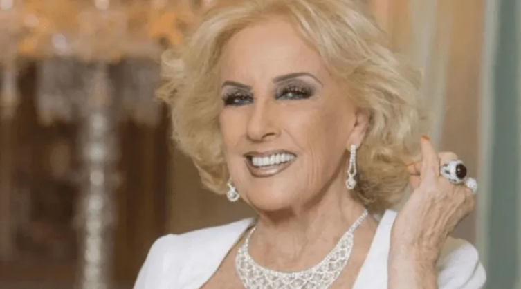 En el día de su cumpleaños, Mirtha Legrand confirmó que vuelve a la TV