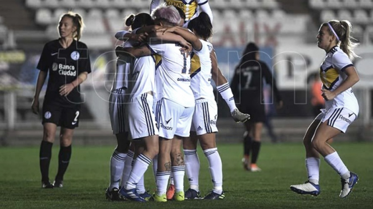 Se larga el torneo femenino con más profesionales