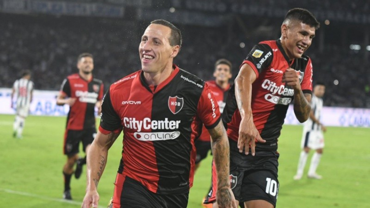 Newell's le ganó a Talleres tras 21 años sin triunfos en Córdoba