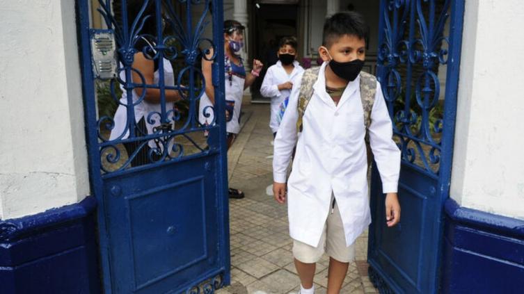 Tras los días de paro, comienzan las clases en Santa Fe