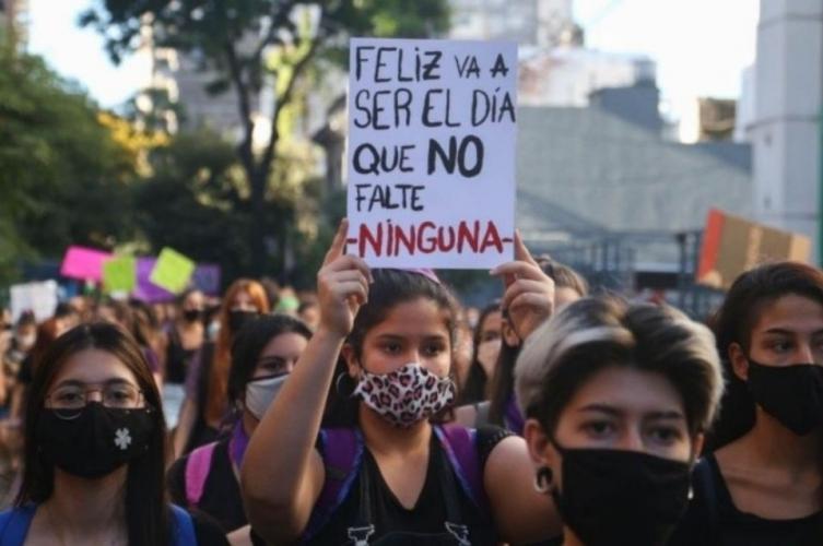 Las trabajadoras públicas tendrán asueto por el #8M