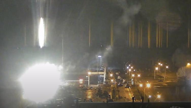 Rusia atacó una planta nuclear en Ucrania, la más grande de Europa