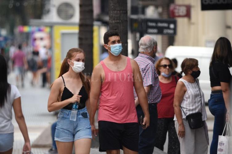 24 nuevos casos de coronavirus en la ciudad y 1.071 en la provincia
