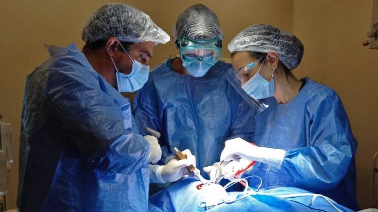 El CEMAFE realizó la primera cirugía maxilofacial de alta complejidad