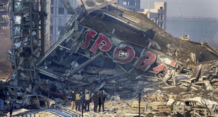 Rusia difundió un video para justificar el bombardeo al centro comercial en Kiev