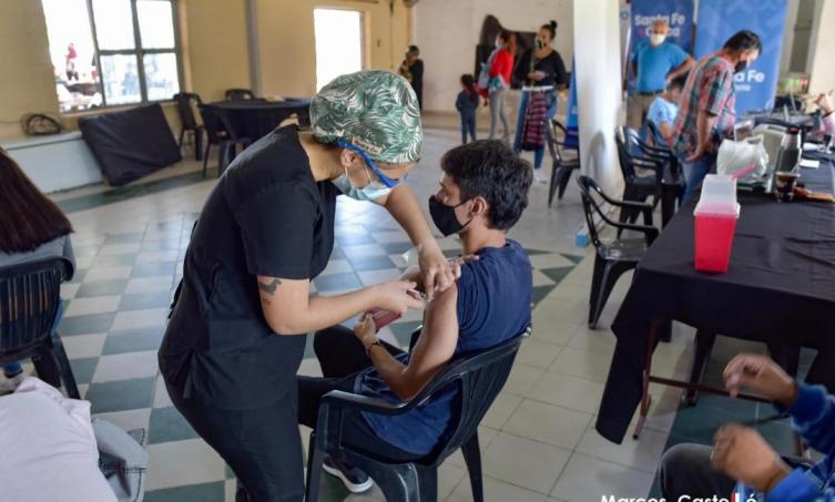 Se aplicaron más de 500 vacunas y se realizaron más de 200 DNI