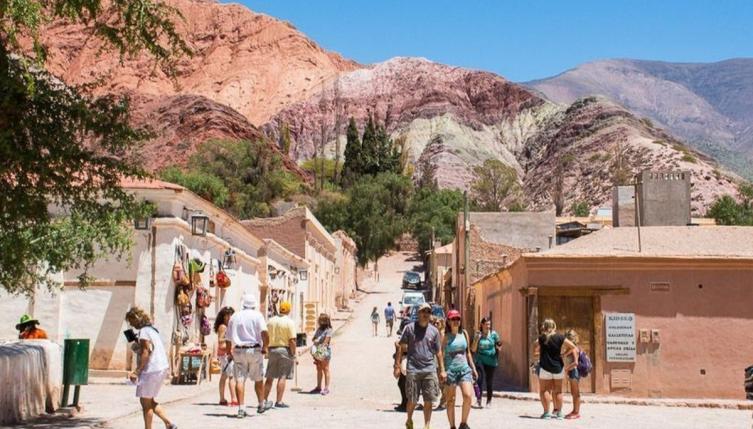 Jujuy eliminó el uso de barbijos al aire libre