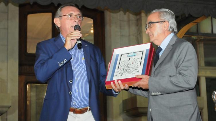 Con una importante presencia de la provincia se inauguró Expocon 2022