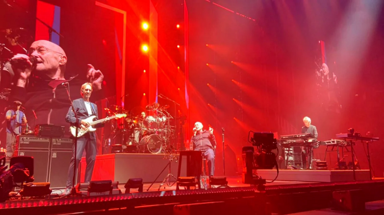 Phil Collins y Genesis se despidieron de los escenarios