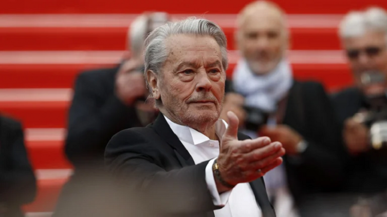 Alain Delon demanda morir: la eutanasia vista desde la ciencia