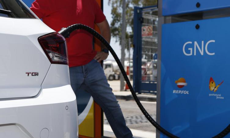 Estacioneros de GNC no tienen garantizado el abastecimiento