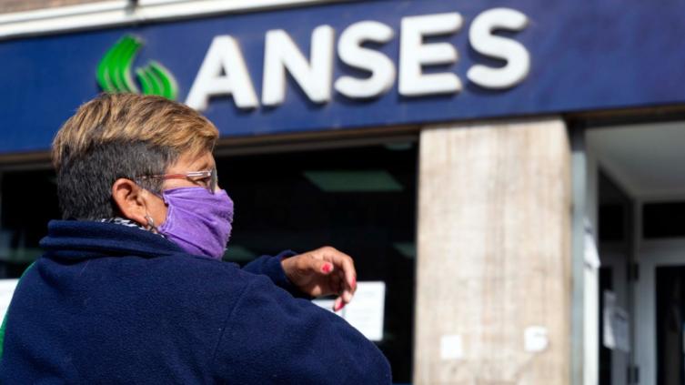 ANSES: quiénes cobran hoy martes 12 de abril y cuándo se paga el bono