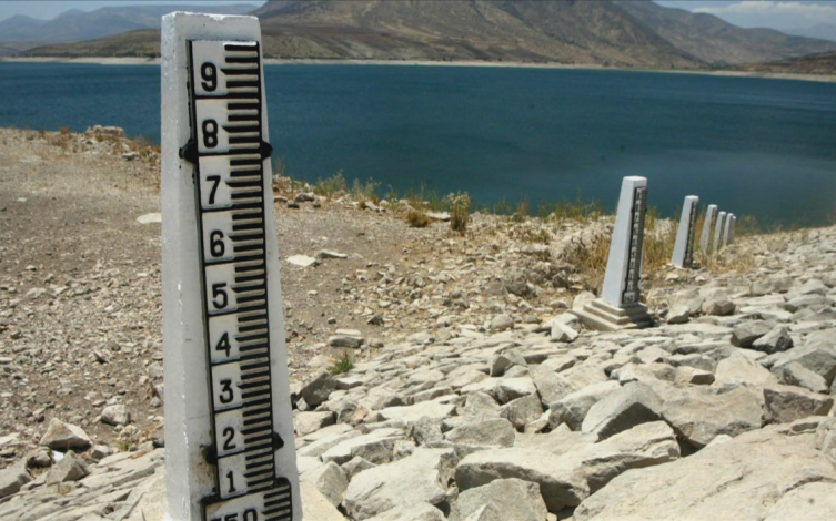 Sequía: Chile empezará a racionar el agua