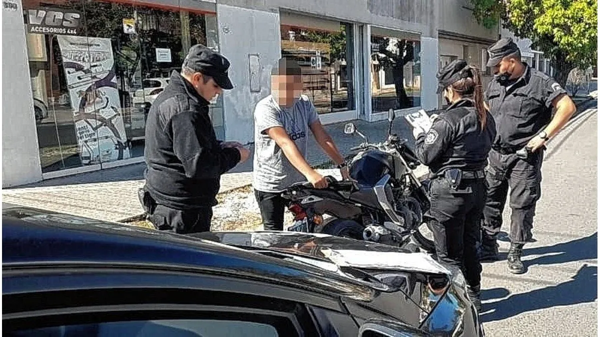 La policía retuvo 46 motovehículos en La Capital