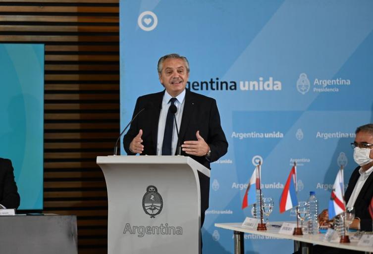 Alberto Fernández recibe a su par de Ecuador Guillermo Lasso