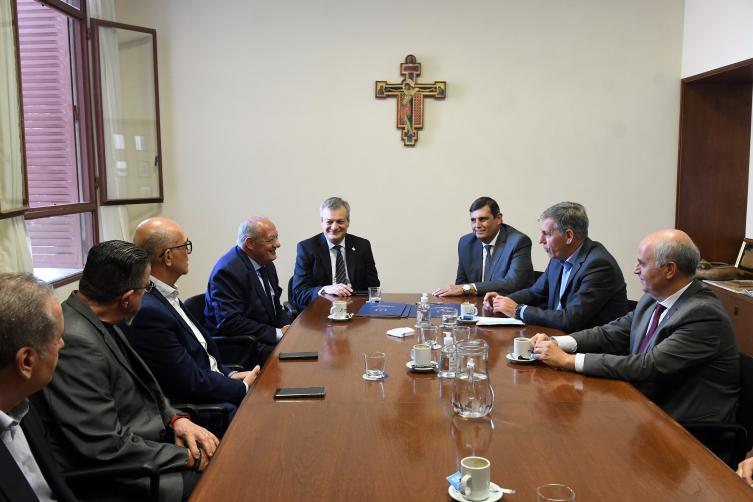 Santa Fe Capital firmó su adhesión al Pacto educativo local