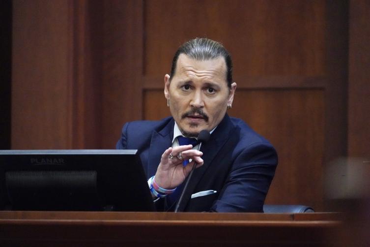 Johnny Depp alegó haber sido víctima de violencia doméstica