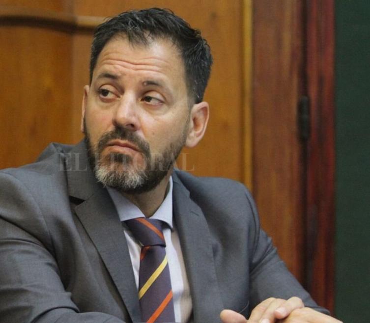 Inició el juicio para el juez que liberó a un imputado de abuso porque usó preservativo