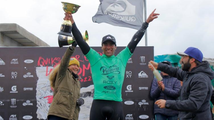 Ruggiero, el nuevo campeón nacional de surf, un joven con proyección