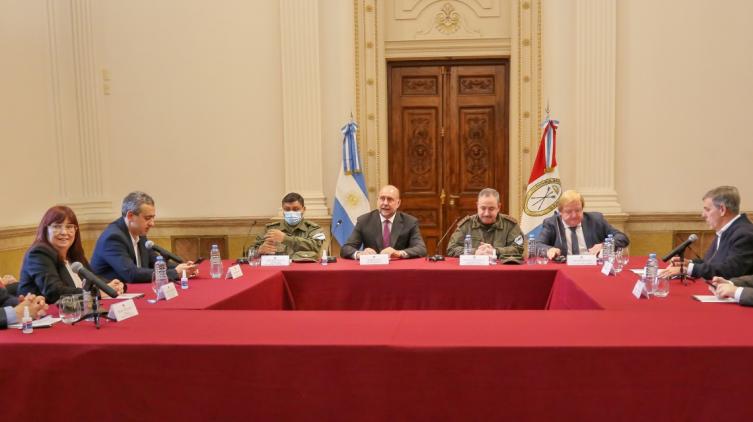 Perotti encabezó una reunión de trabajo para abordar nuevas estrategias de seguridad