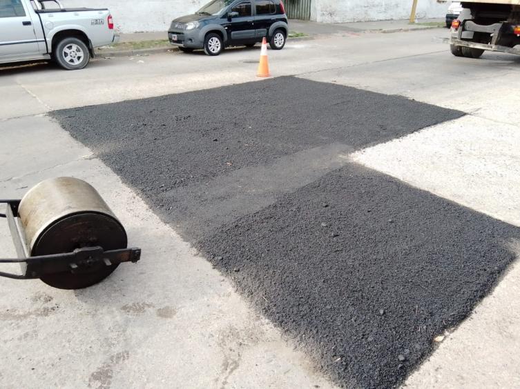 Trabajos de iluminación, arbolado y bacheo previstos para este lunes