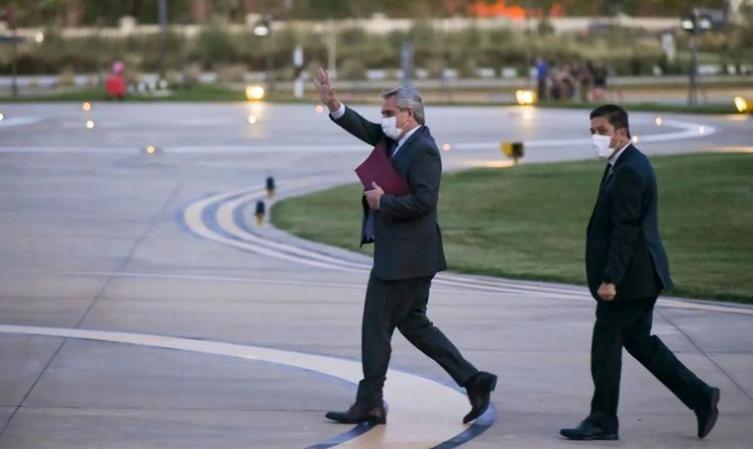 Alberto Fernández inicia una gira por España y Alemania