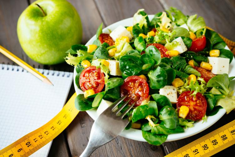 Las 6 razones por las que se deben evitar las dietas para bajar de peso