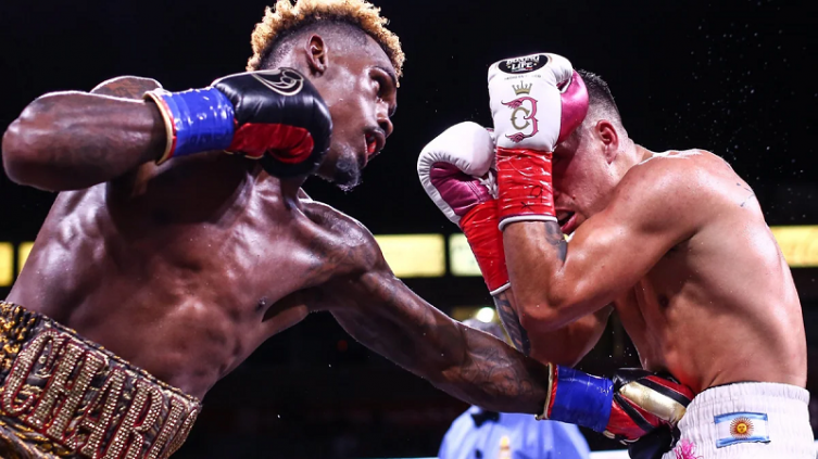 Brian Castaño perdió su título mundial por nocaut ante Jermell Charlo