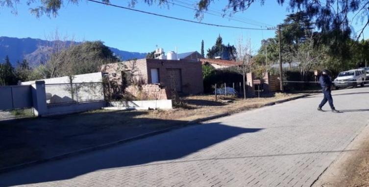Espanto en Córdoba: mató a su hijita con un destornillador