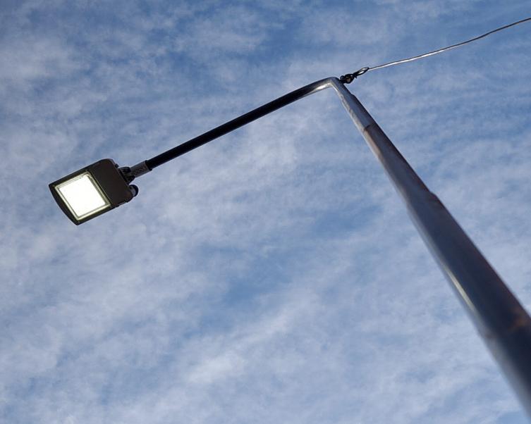 Trabajos de iluminación y bacheo para este miércoles
