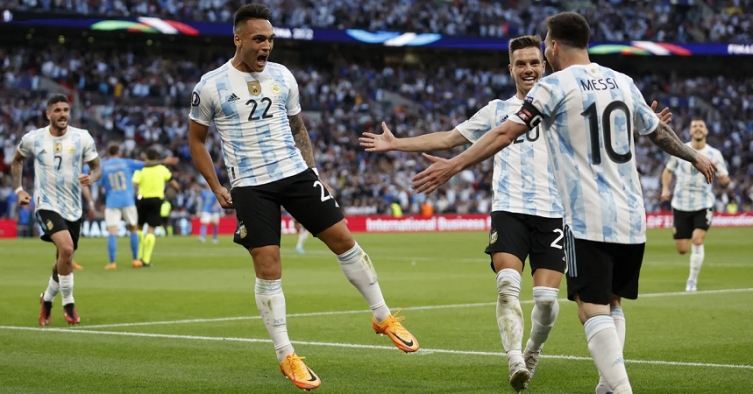 Argentina se floreó ante Italia: goleó 3-0 en Wembley y es campeón de la Finalissima