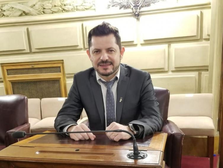 Proponen que el hospital de niños pase a denominarse “de infancias y adolescencias”