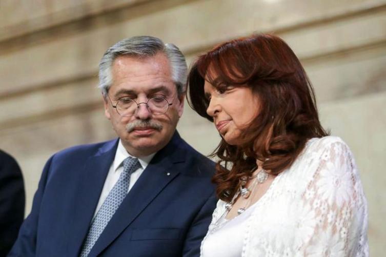 Alberto y Cristina compartirán acto por los 100 años de YPF