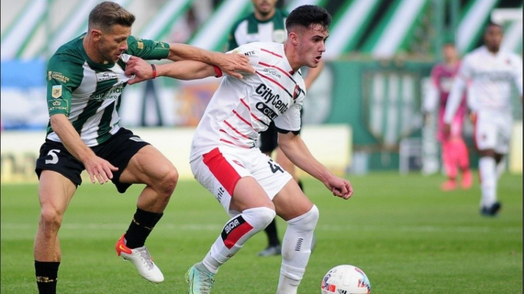 Newell's venció 2-1 a Banfield como visitante