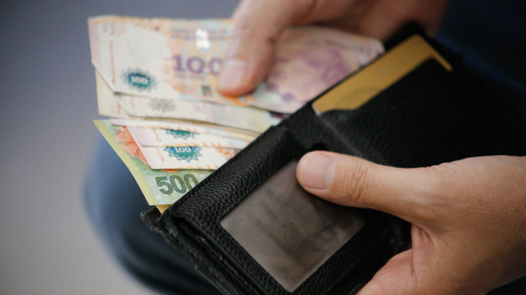 Alivio fiscal para monotributistas y autónomos: los beneficios del proyecto