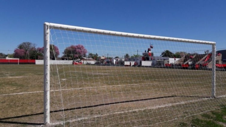 Domingo: las ligas provinciales sin fútbol por el clásico santafesino