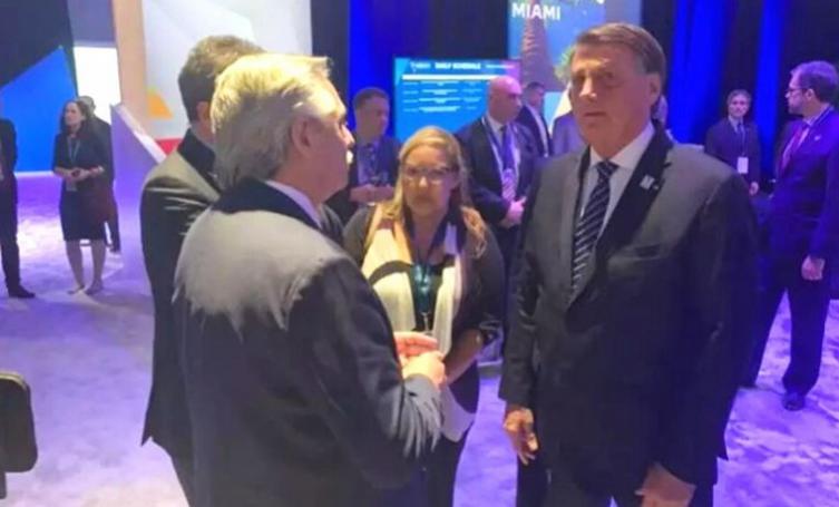 Sorpresivo encuentro entre Alberto Fernández y Bolsonaro